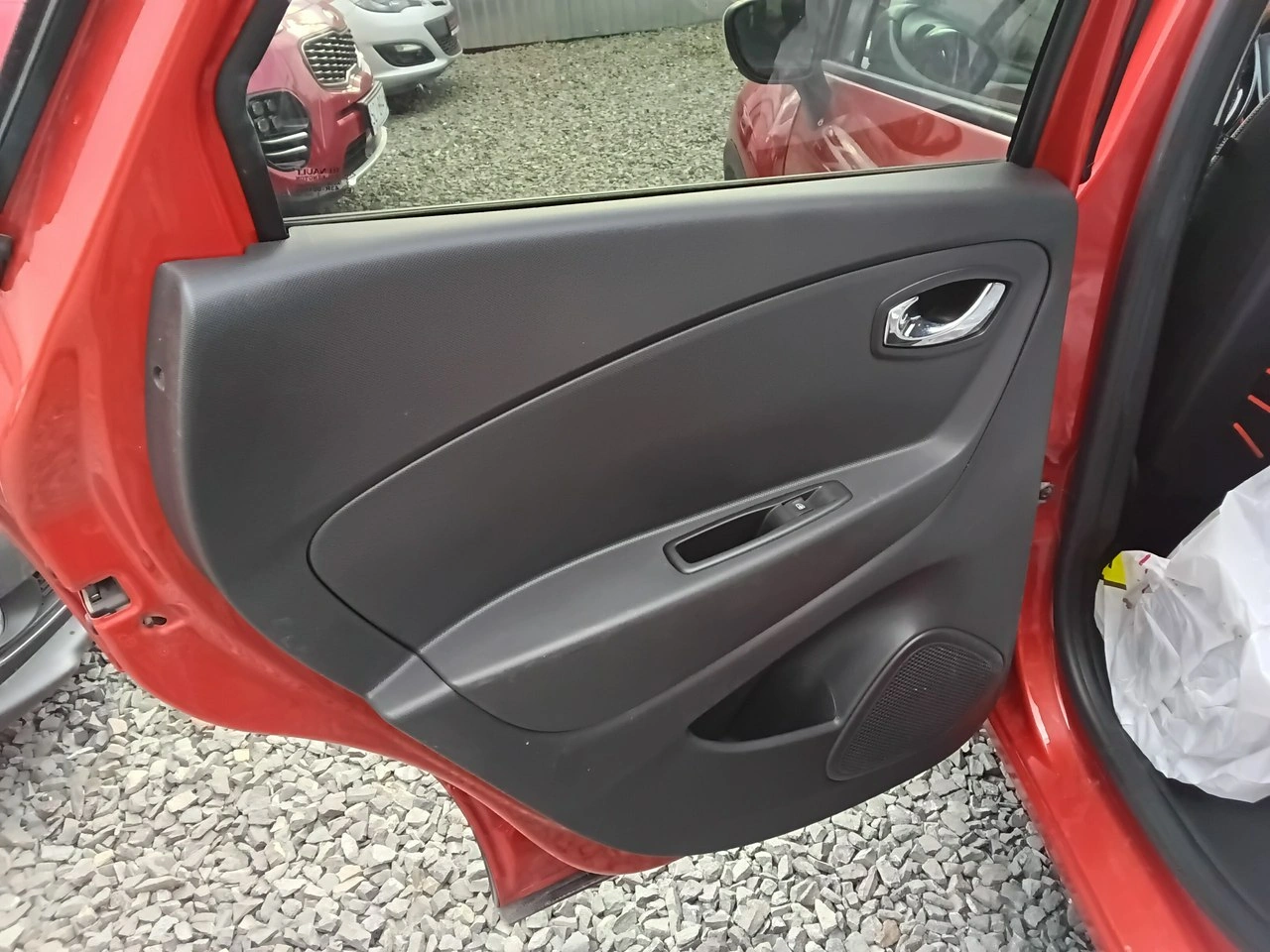 Renault Captur - Zdjęcie 25