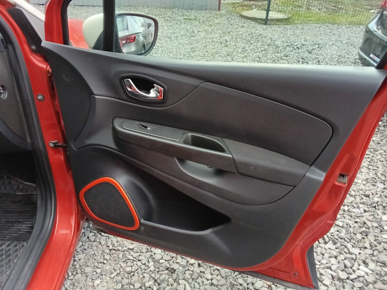 Renault Captur - Zdjęcie 28