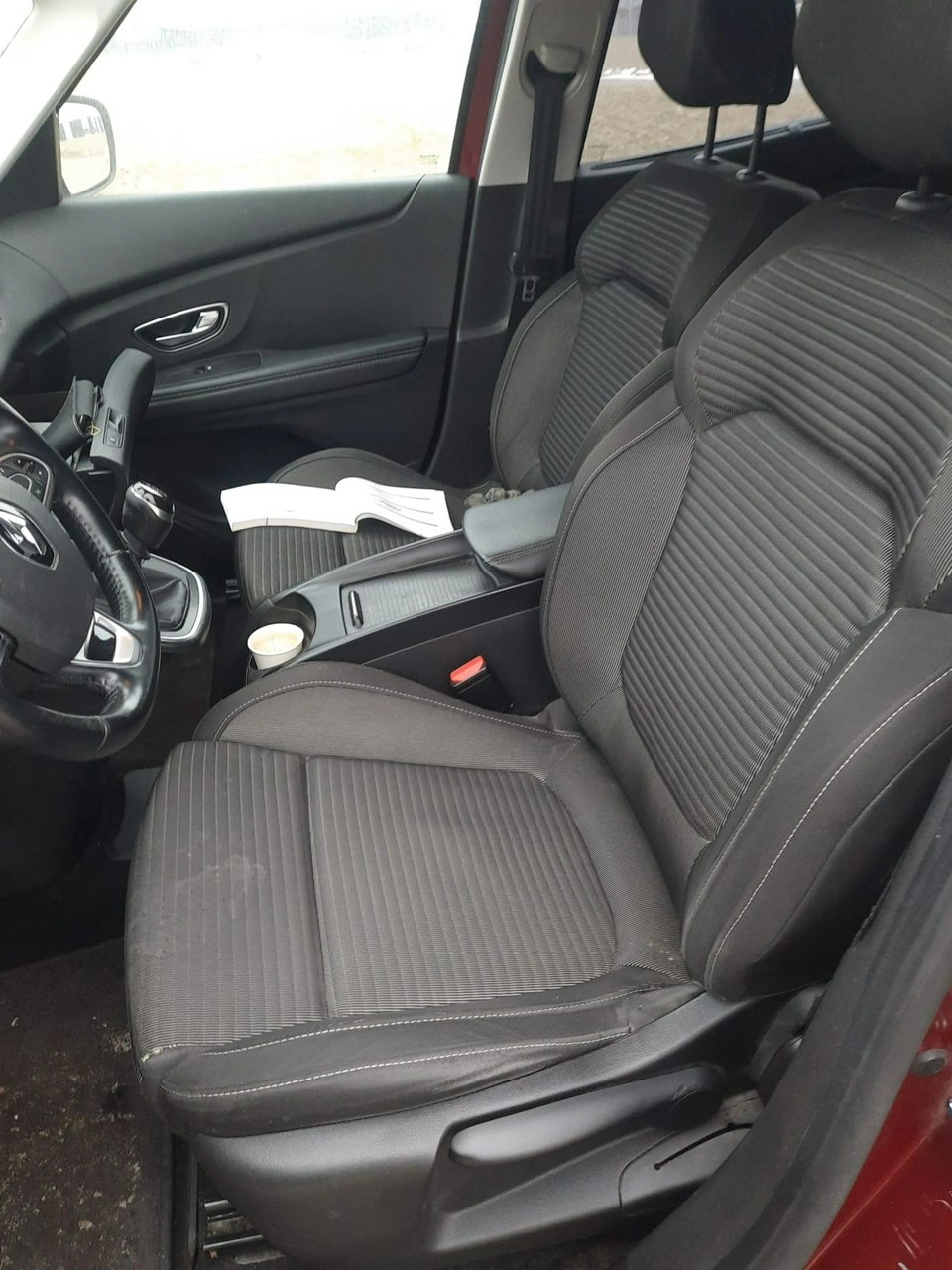 Renault Grand Scenic - Zdjęcie 15