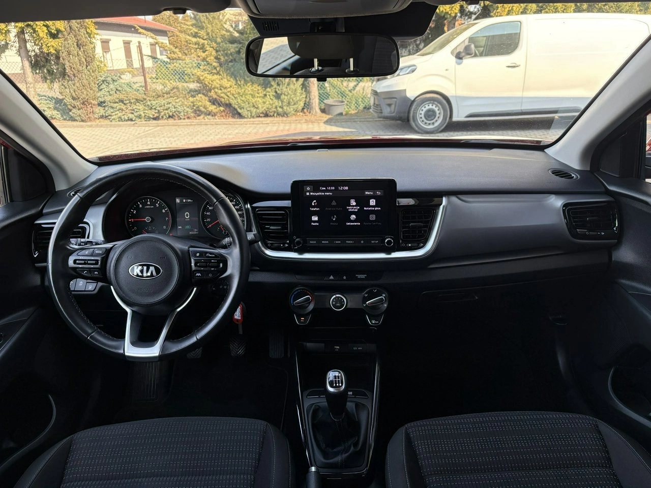 Kia Stonic - Zdjęcie 10