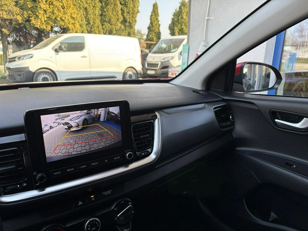 Kia Stonic - Zdjęcie 11