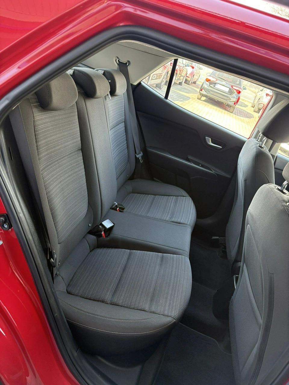 Kia Stonic - Zdjęcie 14