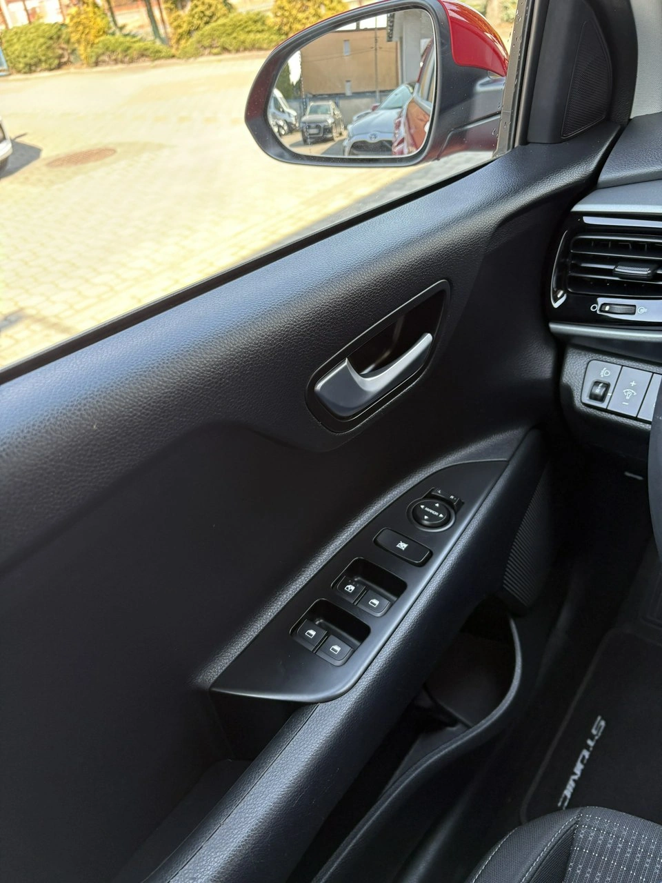 Kia Stonic - Zdjęcie 26