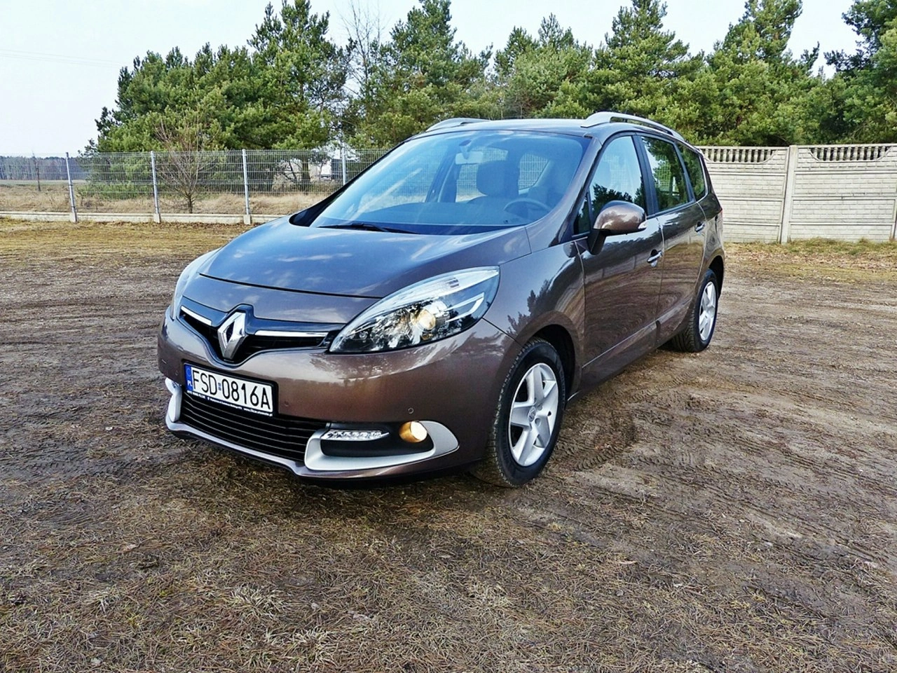 Renault Grand Scenic - Zdjęcie 13