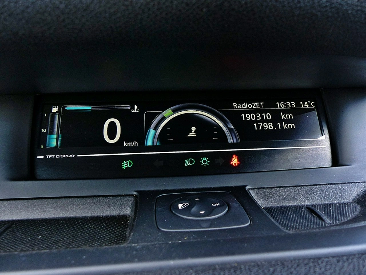 Renault Grand Scenic - Zdjęcie 27