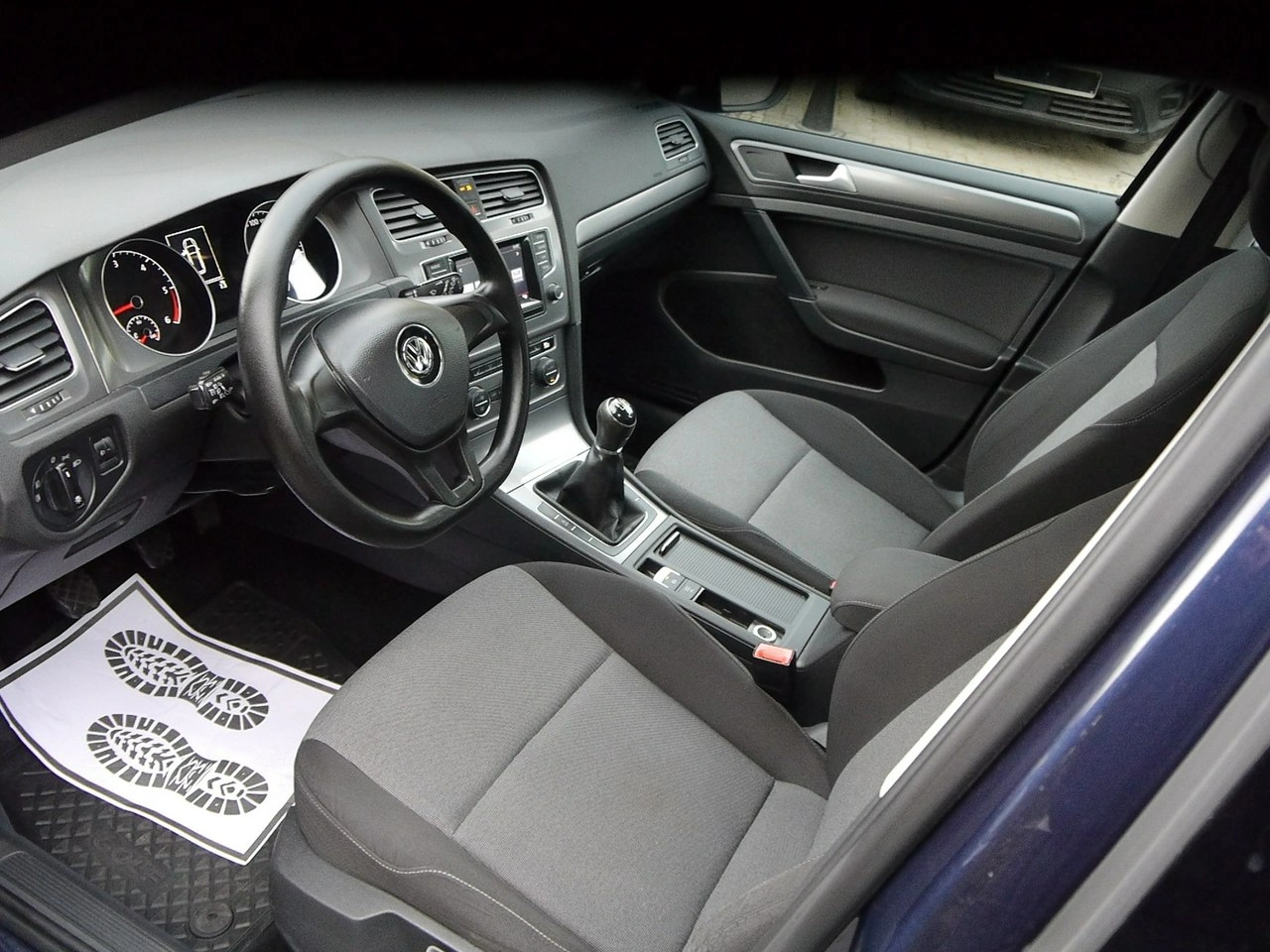 Volkswagen Golf - Zdjęcie 19