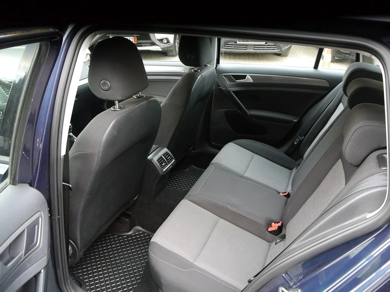 Volkswagen Golf - Zdjęcie 20