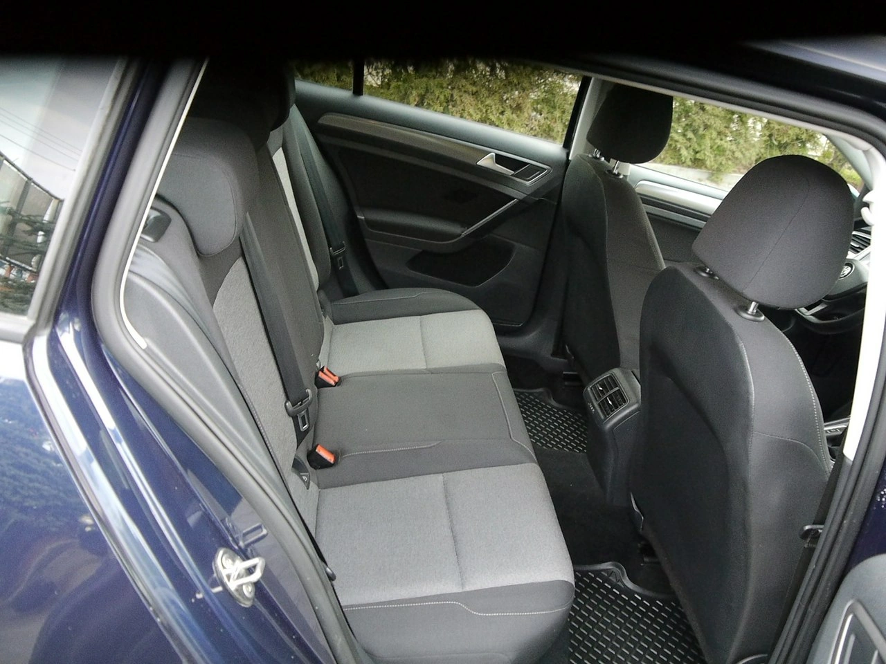 Volkswagen Golf - Zdjęcie 21