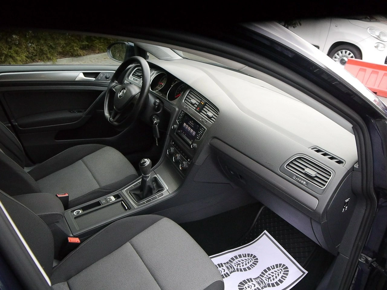 Volkswagen Golf - Zdjęcie 18