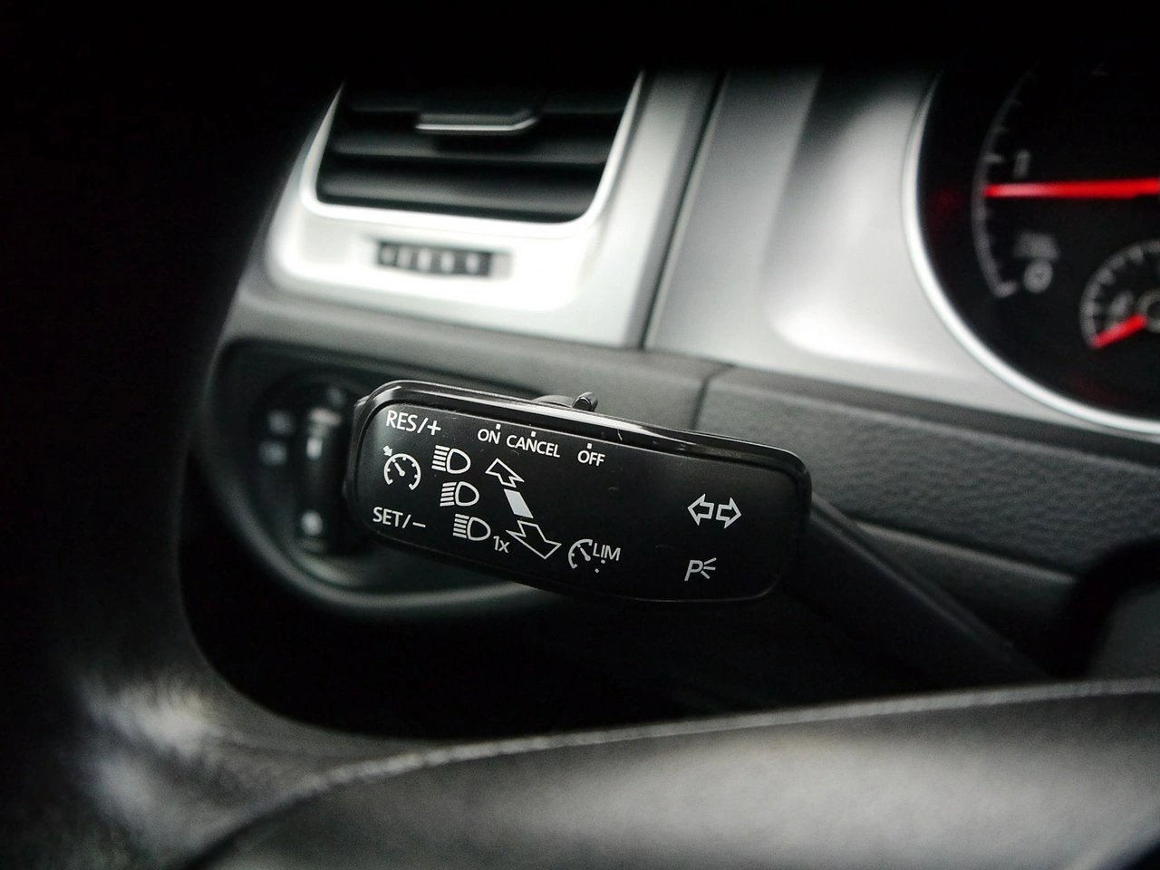 Volkswagen Golf - Zdjęcie 26