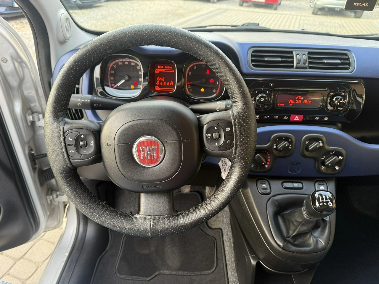 Fiat Panda - Zdjęcie 14