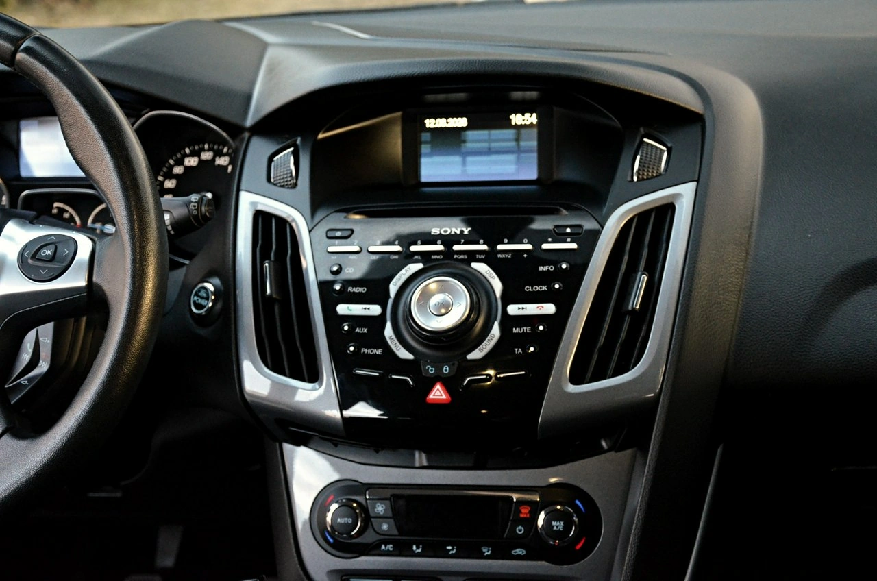 Ford Focus - Zdjęcie 17