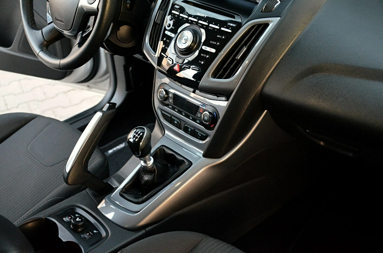 Ford Focus - Zdjęcie 19