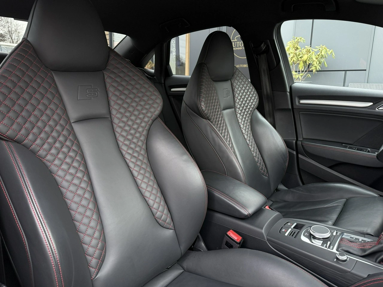 Audi S3 - Zdjęcie 13