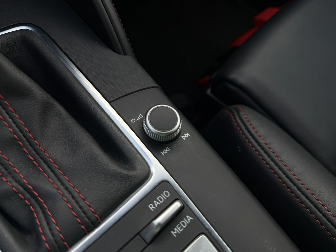 Audi S3 - Zdjęcie 28