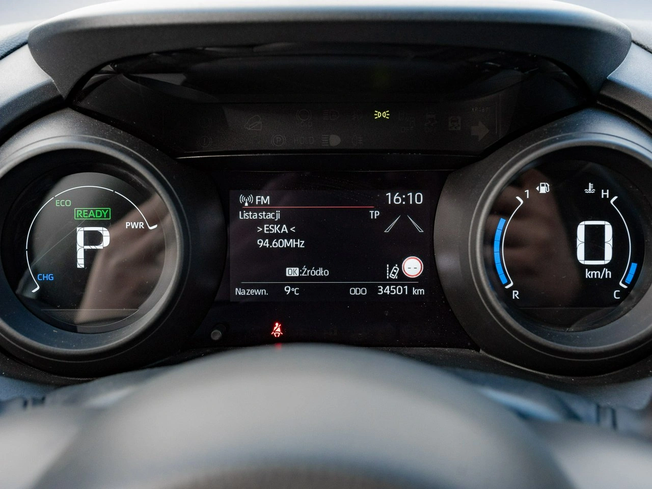 Toyota Yaris Cross - Zdjęcie 12