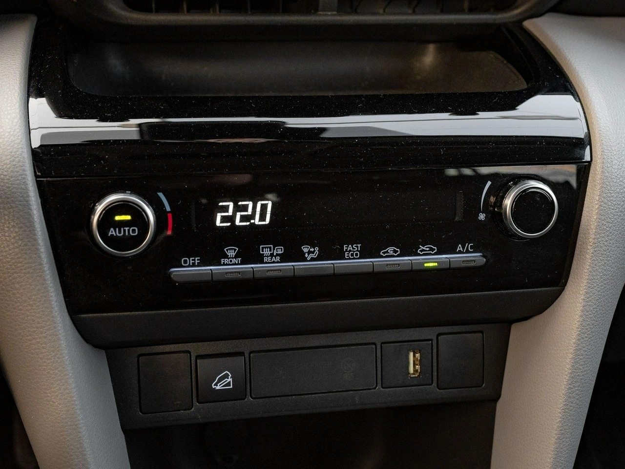 Toyota Yaris Cross - Zdjęcie 17