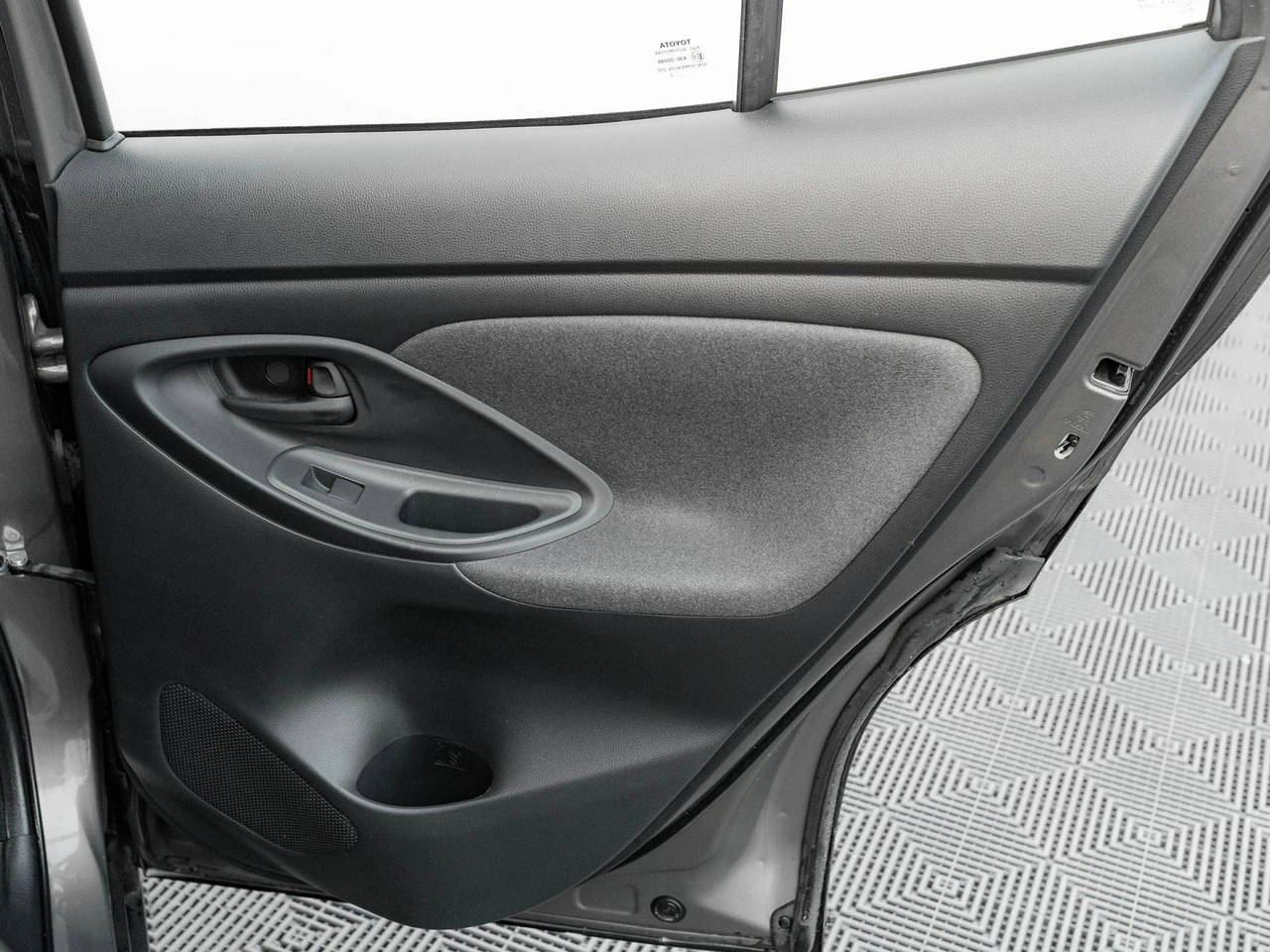 Toyota Yaris Cross - Zdjęcie 27