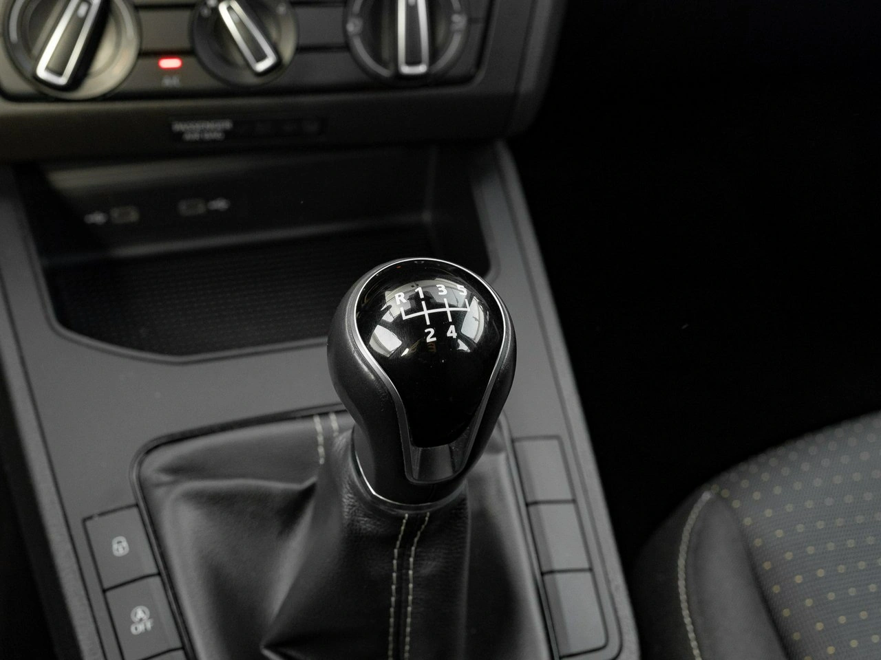 Seat Ibiza - Zdjęcie 16