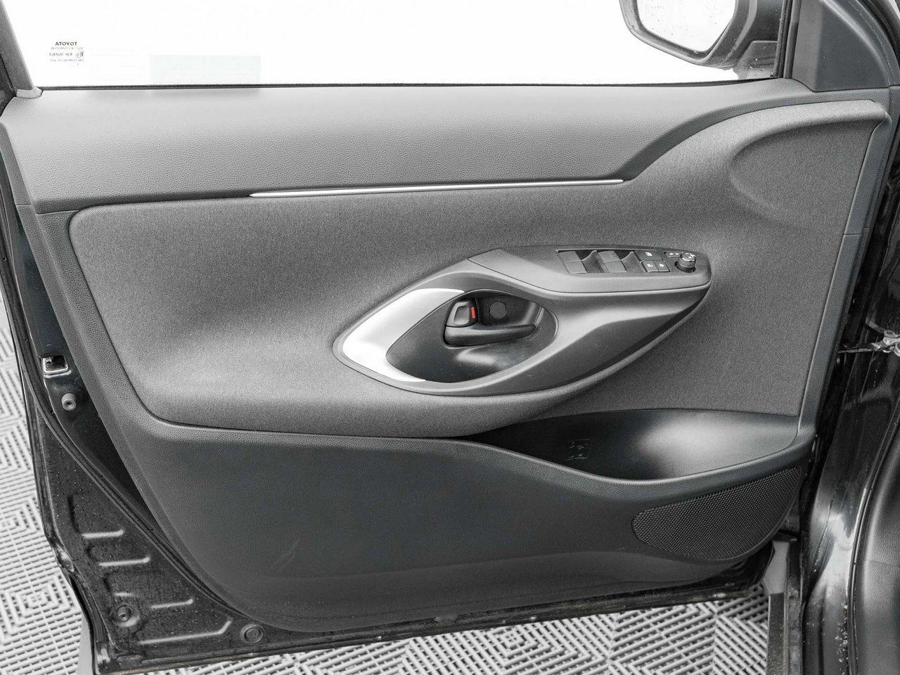 Toyota Yaris Cross - Zdjęcie 11