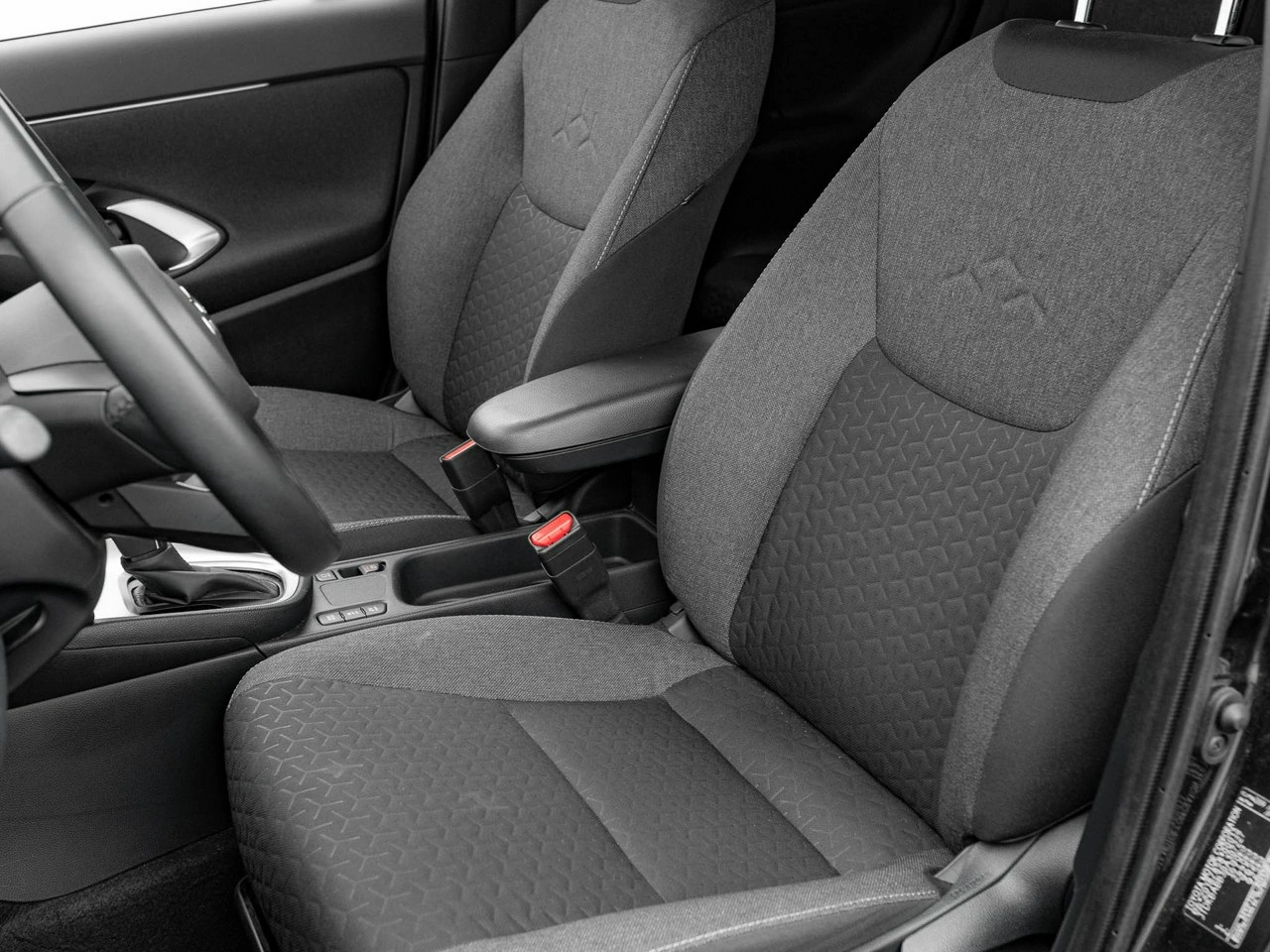 Toyota Yaris Cross - Zdjęcie 13