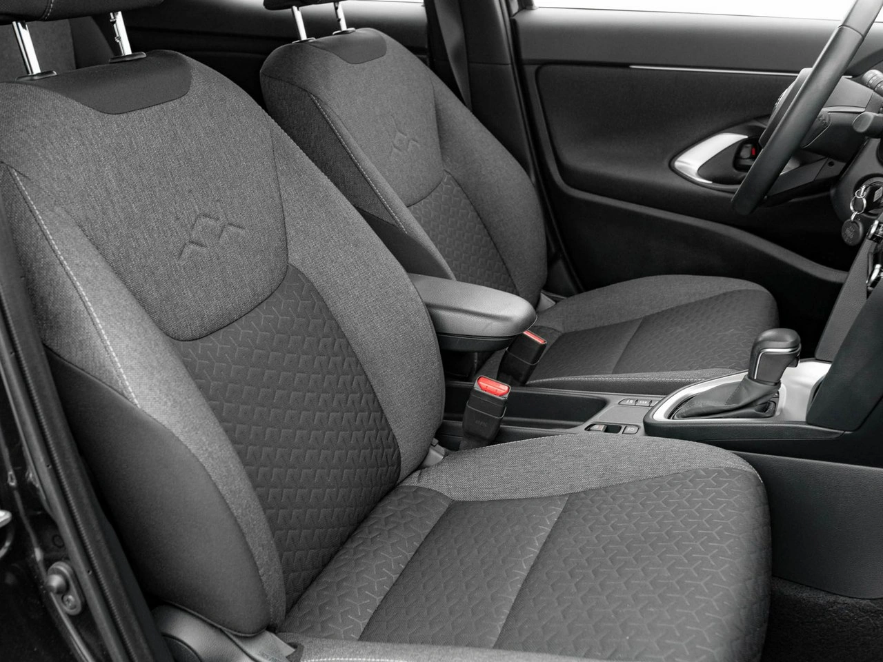 Toyota Yaris Cross - Zdjęcie 29