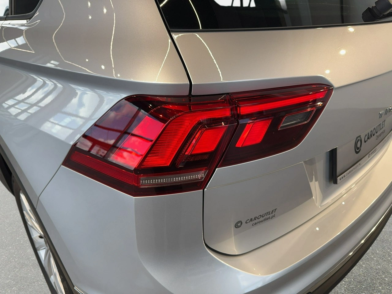 Volkswagen Tiguan - Zdjęcie 10