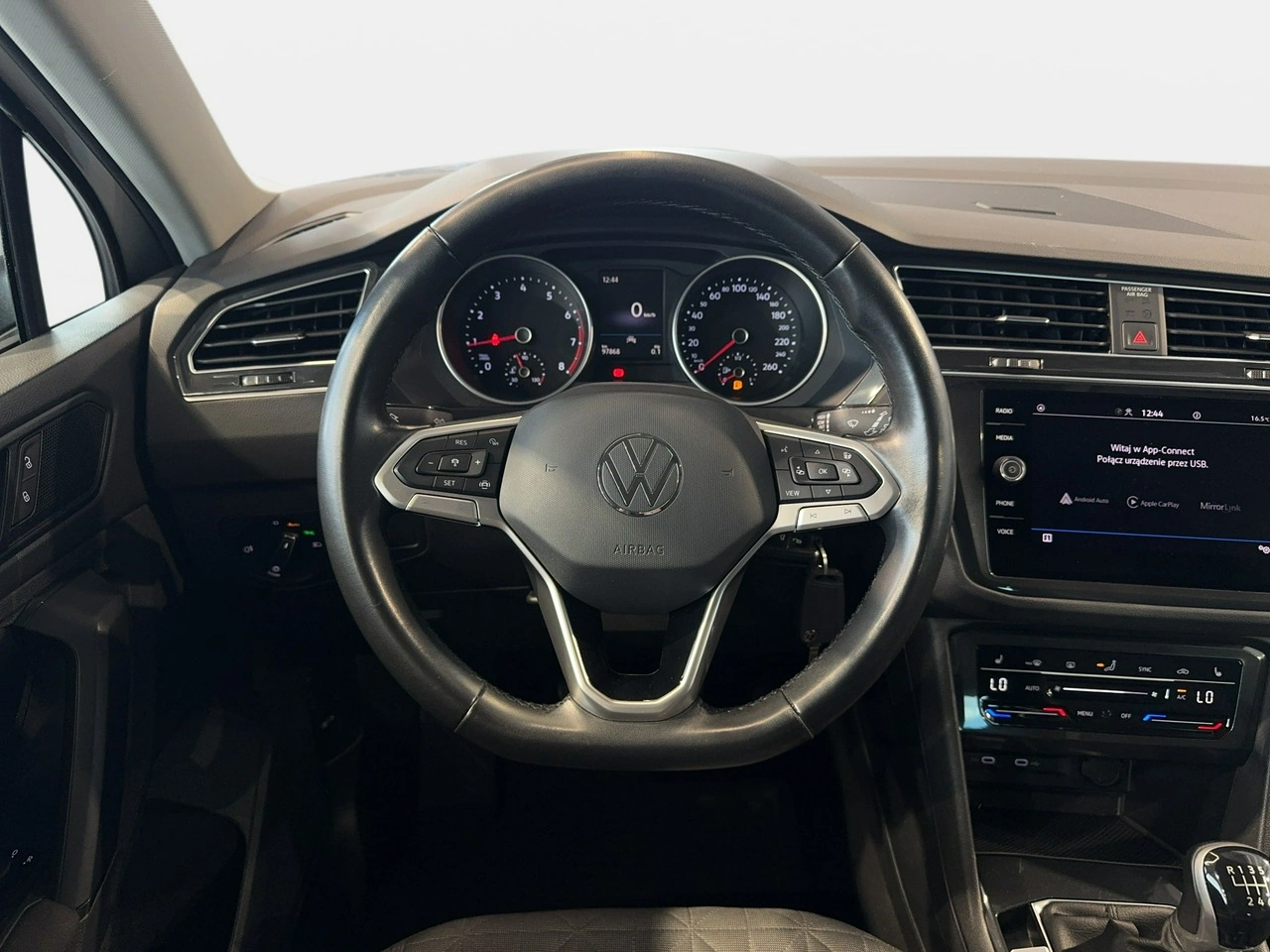Volkswagen Tiguan - Zdjęcie 16