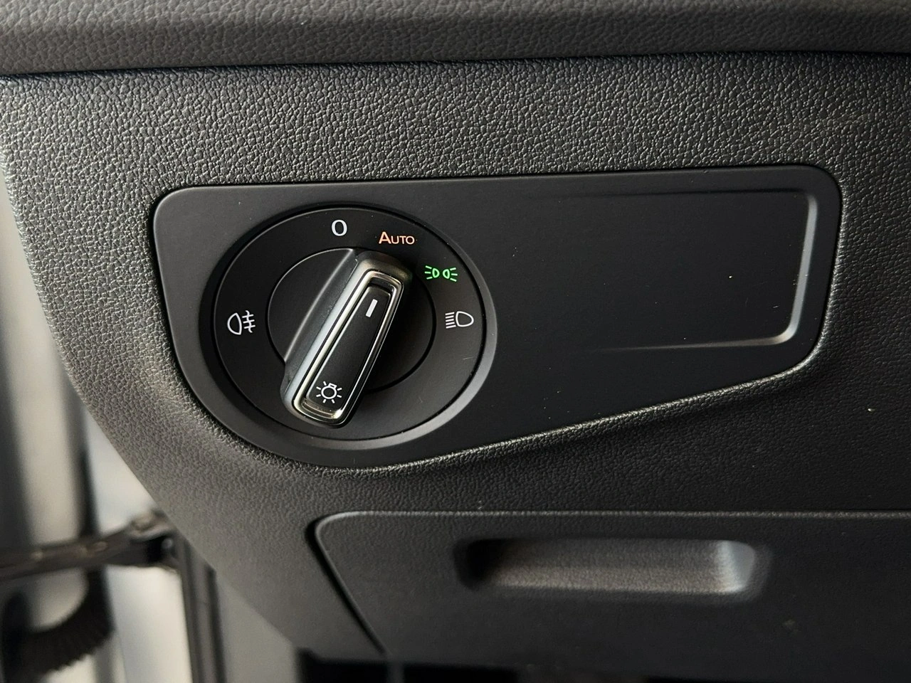 Volkswagen Tiguan - Zdjęcie 26