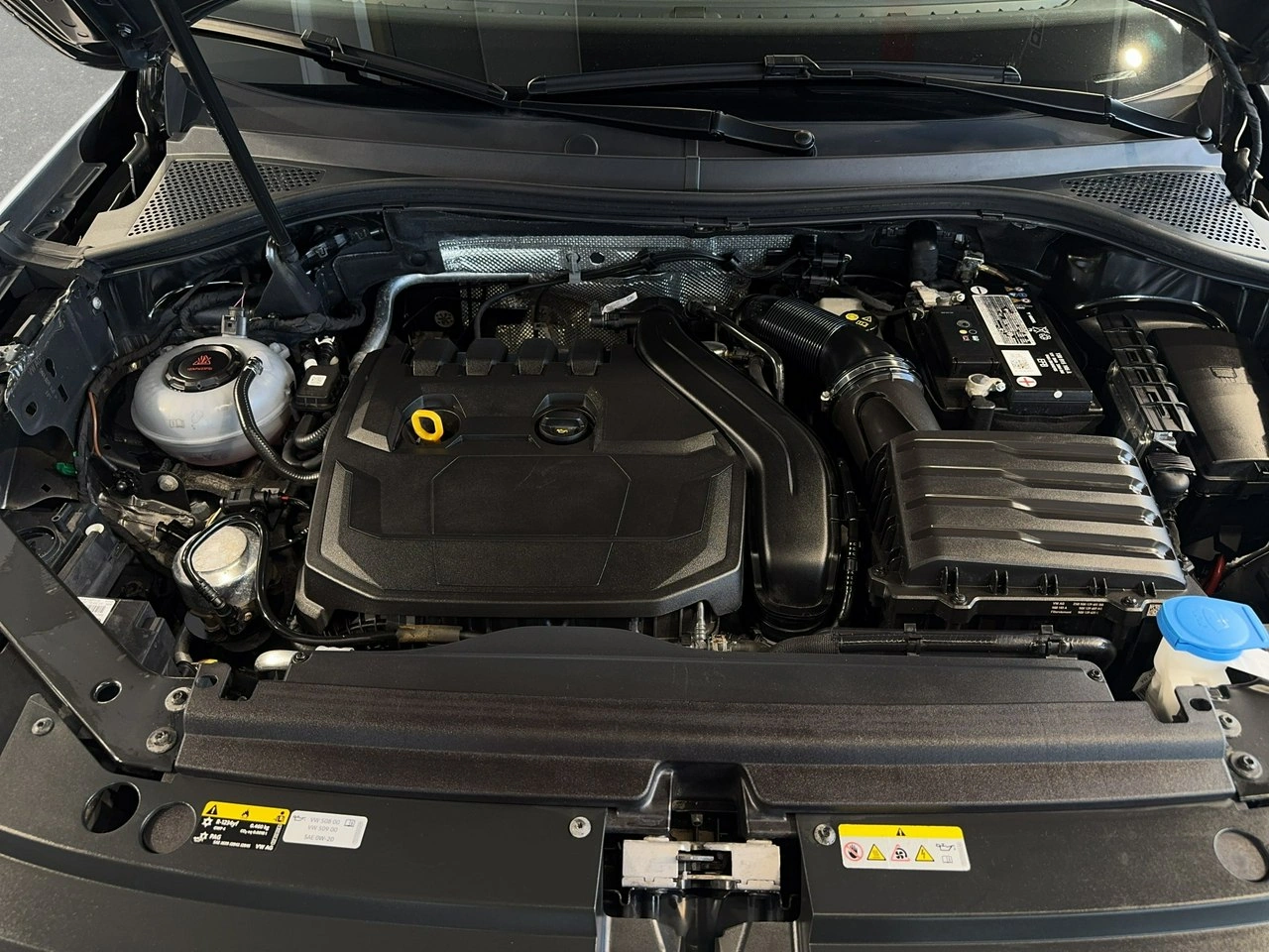 Volkswagen Tiguan - Zdjęcie 27