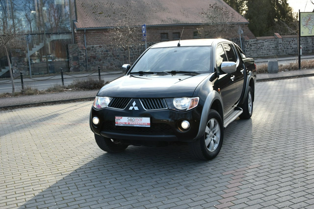 Mitsubishi L200 - Zdjęcie 16