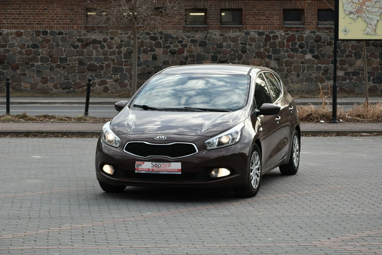 Kia Ceed - Zdjęcie 1