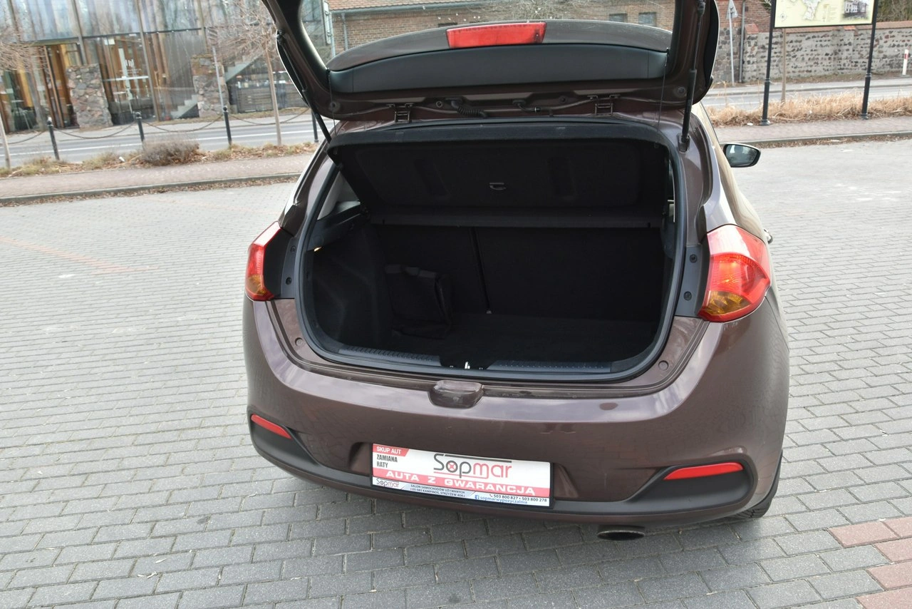 Kia Ceed - Zdjęcie 19