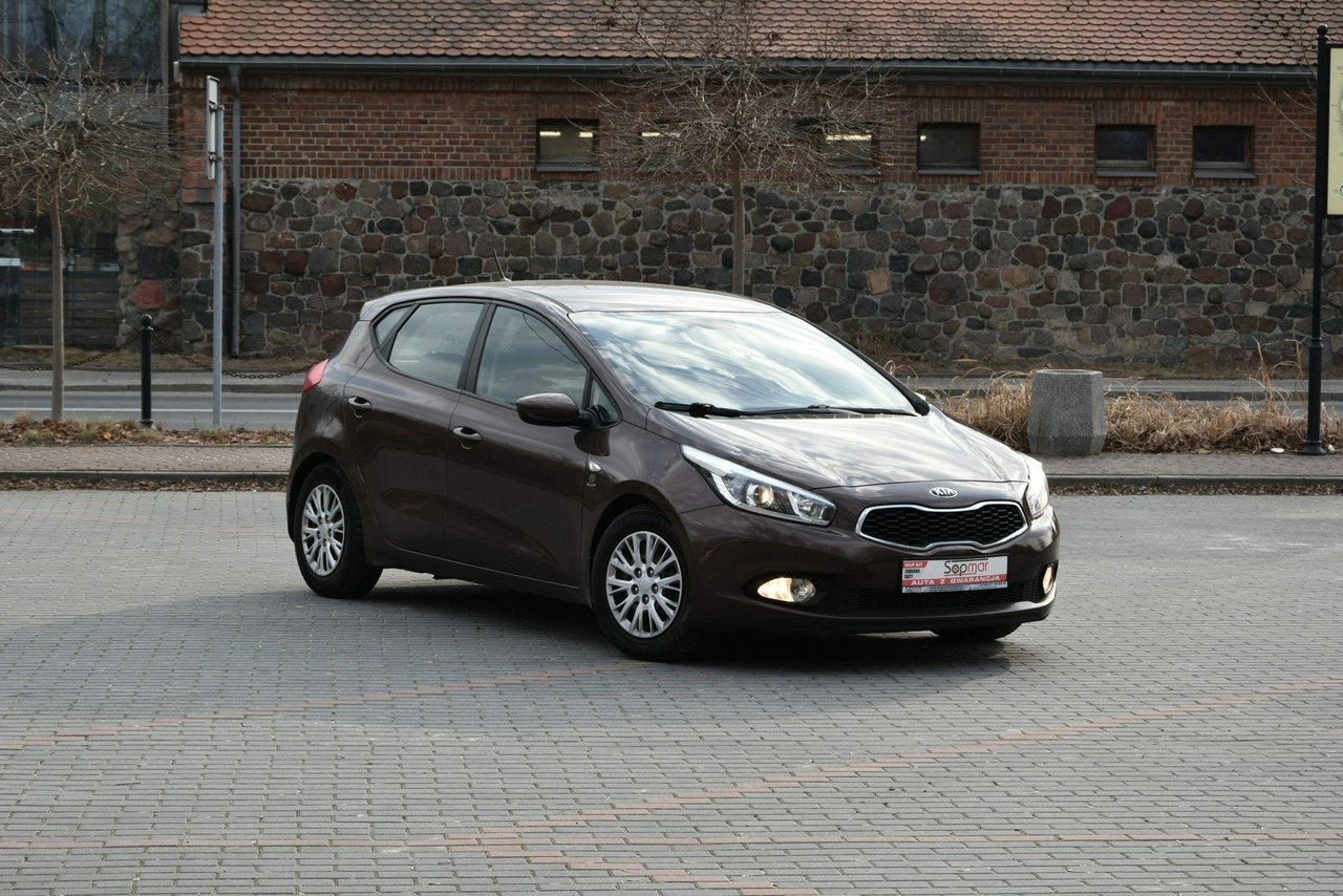 Kia Ceed - Zdjęcie 7