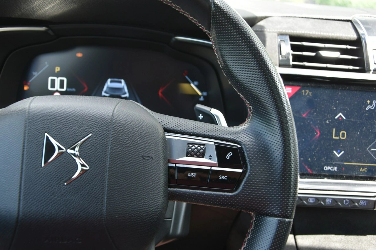 DS Automobiles DS 7 Crossback - Zdjęcie 29