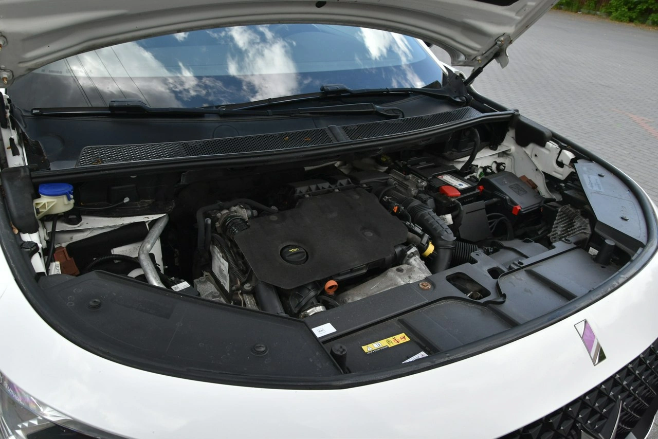 DS Automobiles DS 7 Crossback - Zdjęcie 38