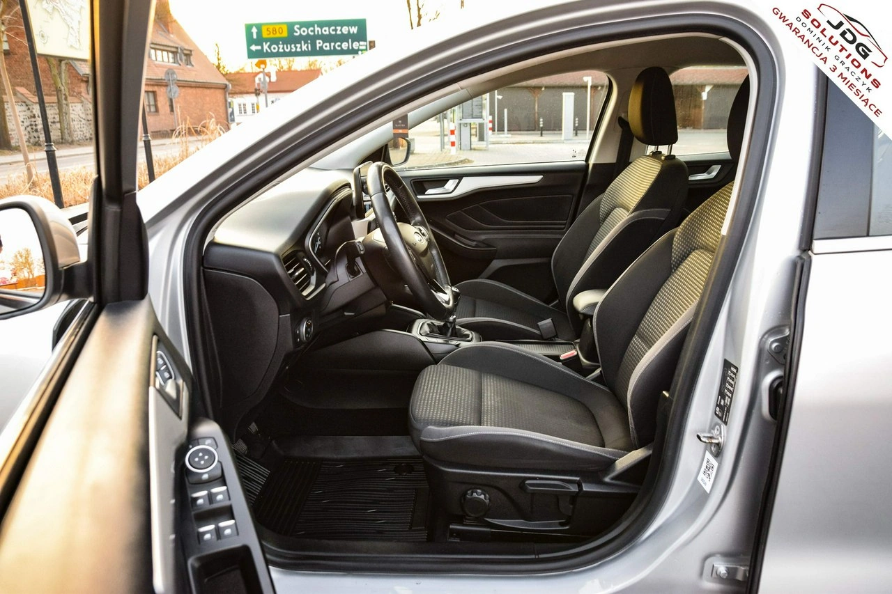 Ford Focus - Zdjęcie 15