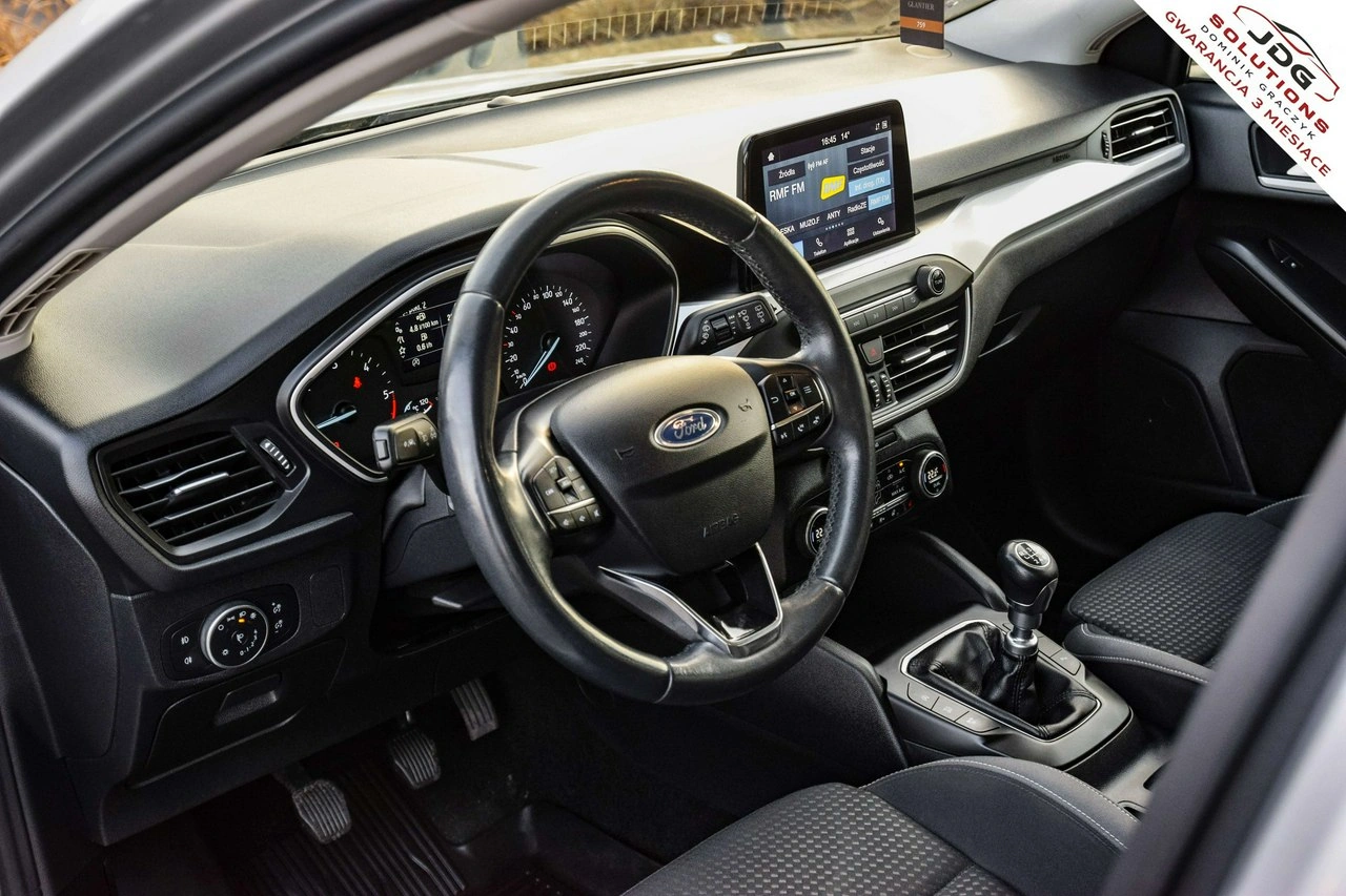 Ford Focus - Zdjęcie 17