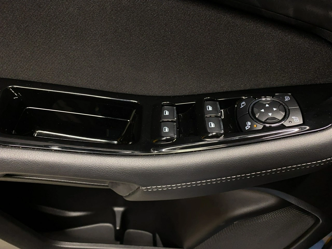 Ford S-Max - Zdjęcie 36