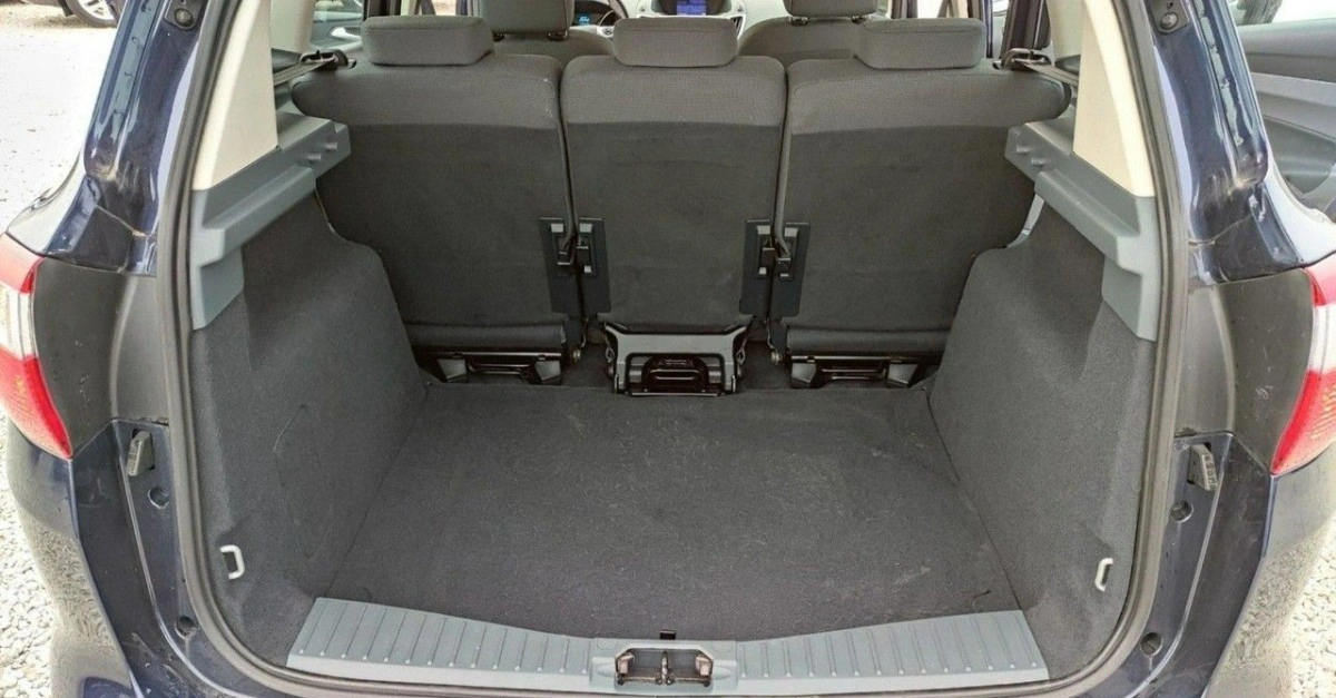 Ford C-MAX - Zdjęcie 18