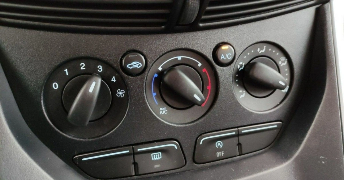 Ford C-MAX - Zdjęcie 25