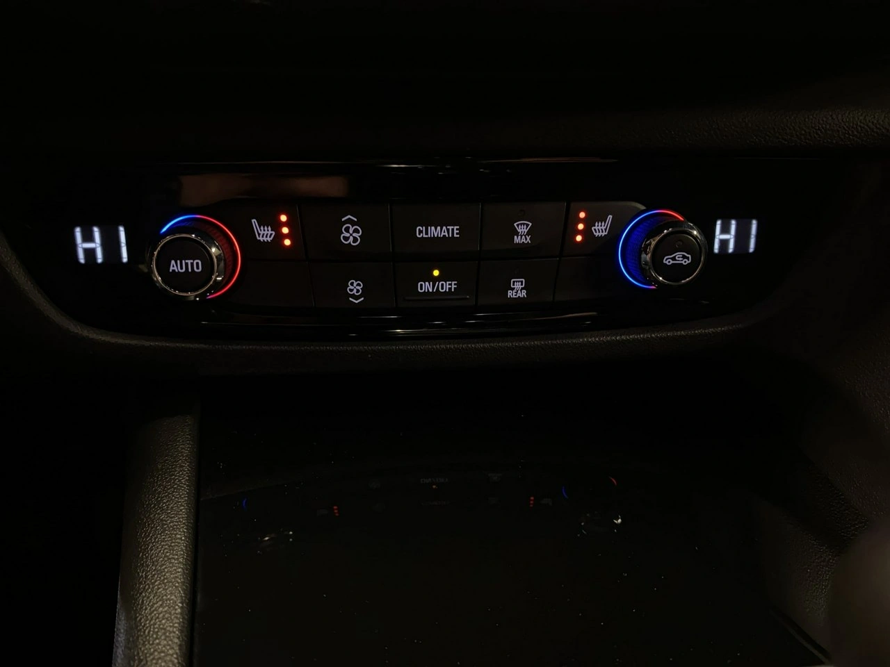 Opel Insignia - Zdjęcie 25