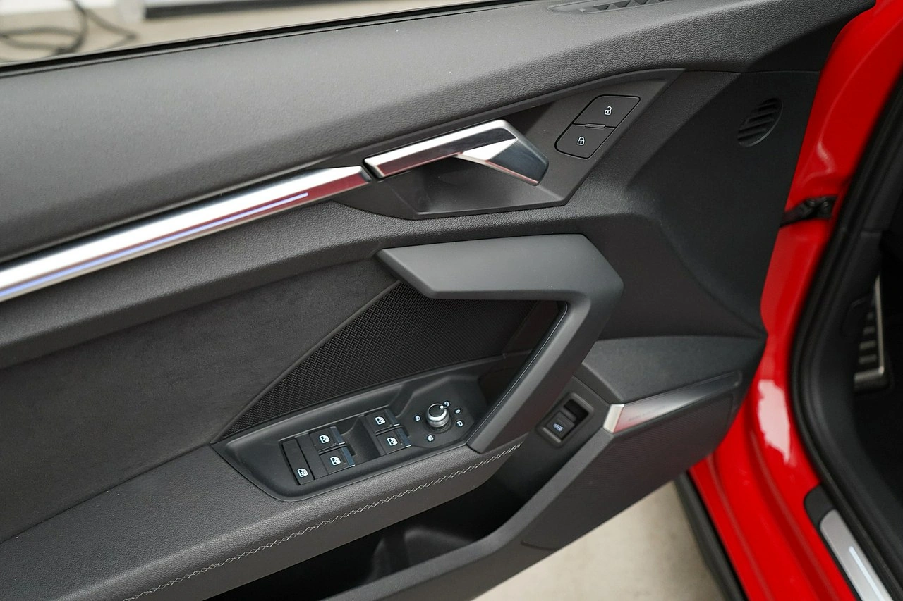 Audi S3 - Zdjęcie 17