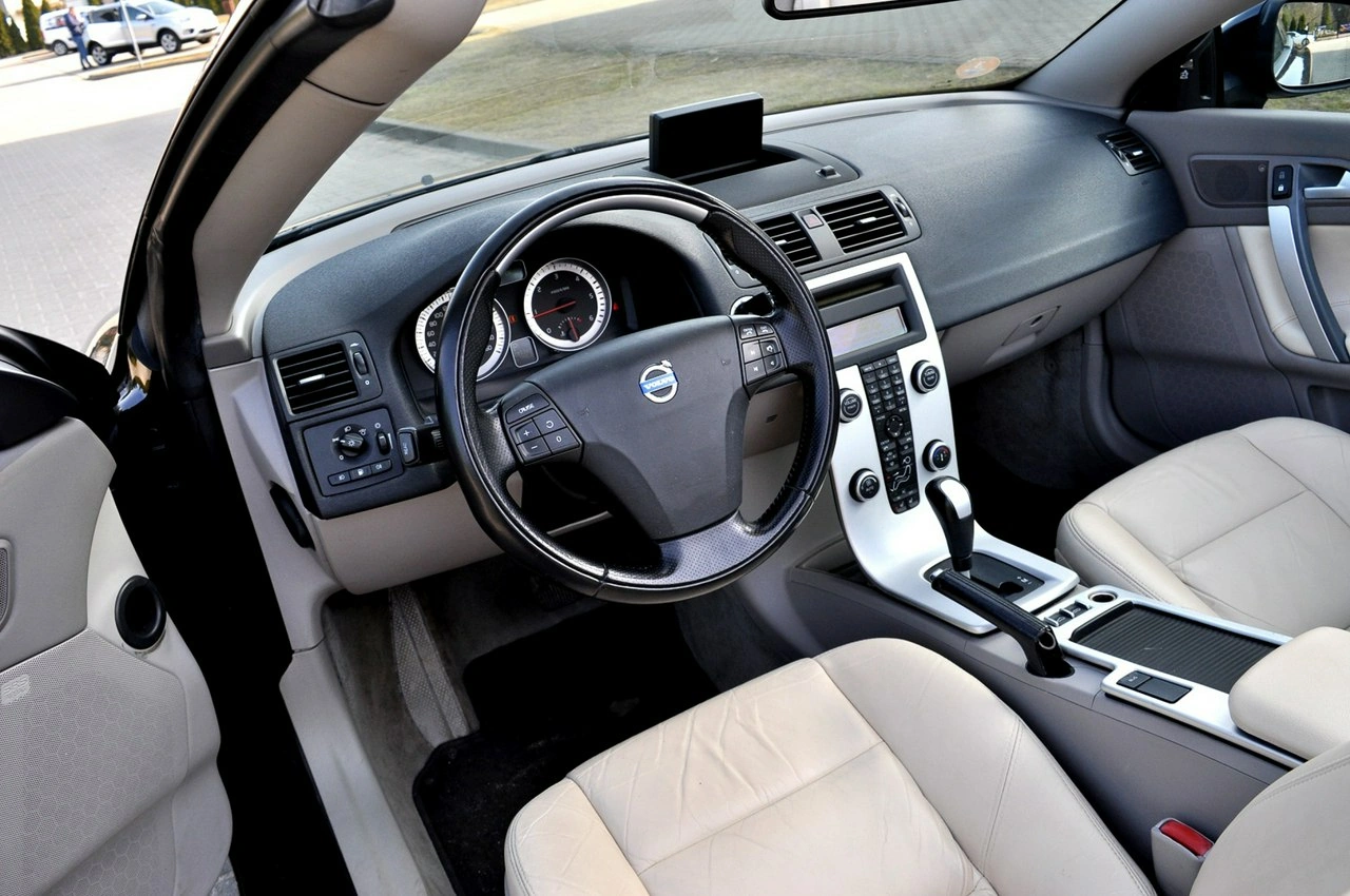Volvo C70 - Zdjęcie 18