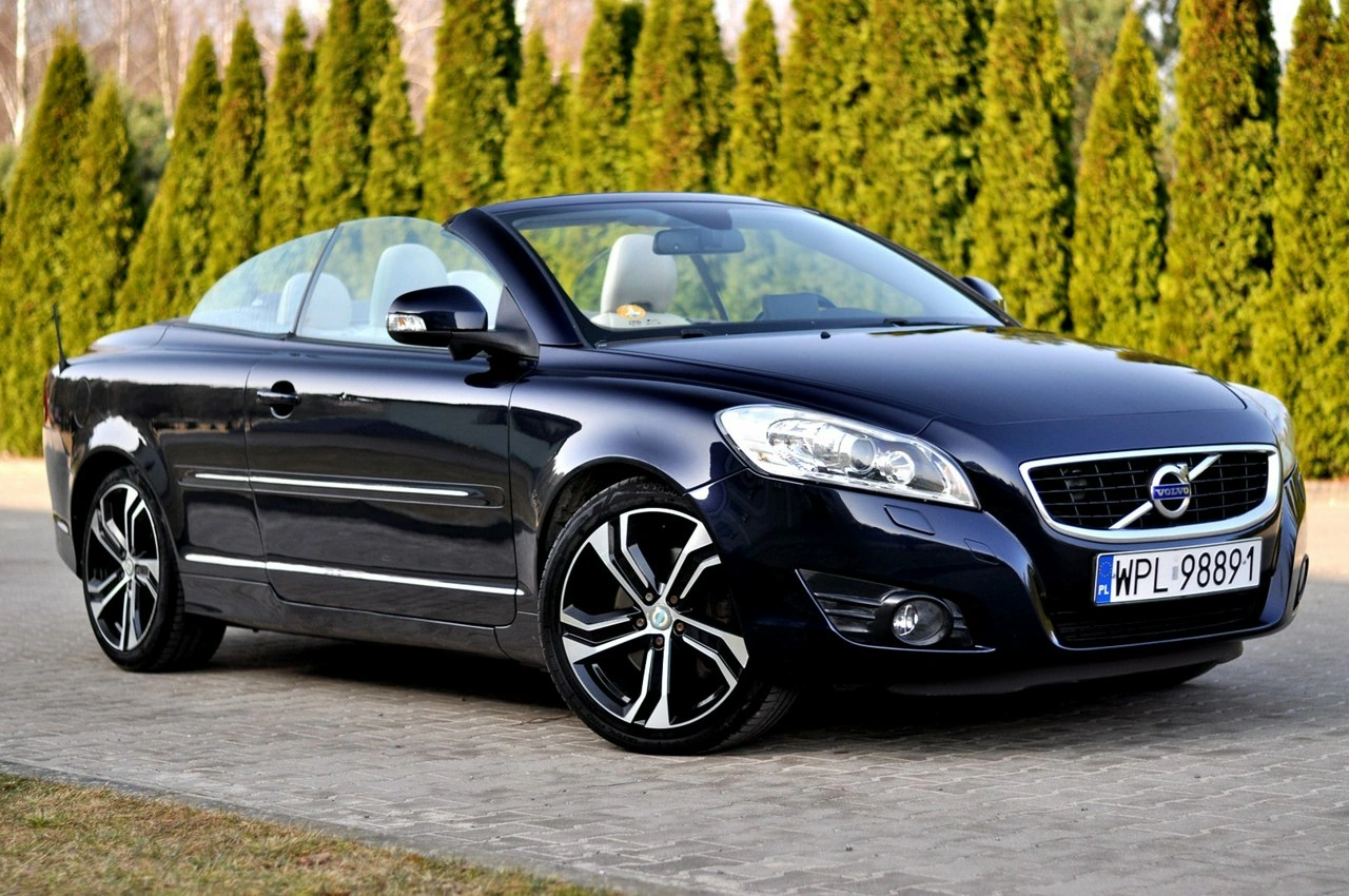 Volvo C70 - Główne zdjęcie