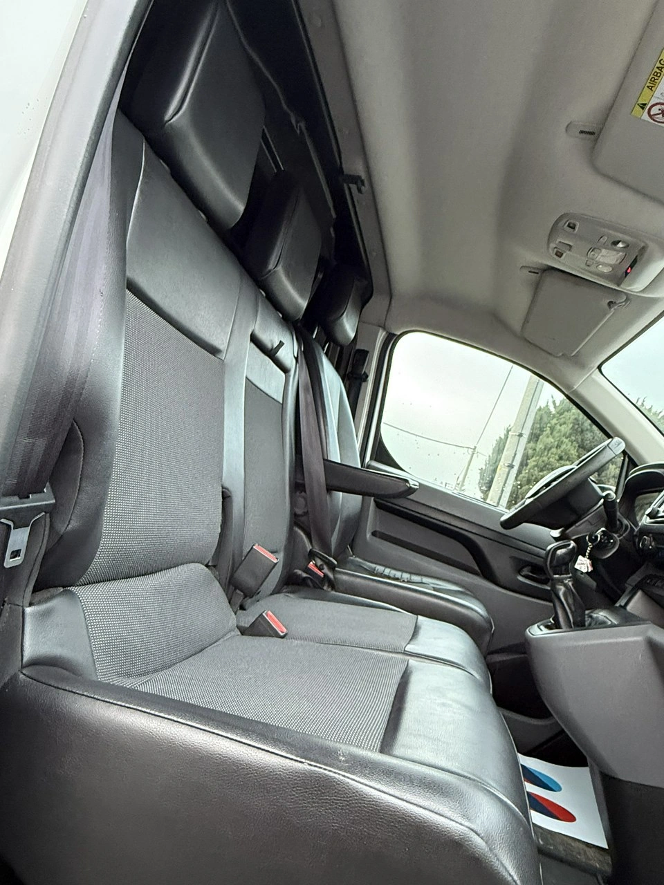 Peugeot Expert - Zdjęcie 16