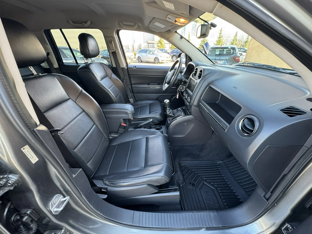 Jeep Compass - Zdjęcie 20