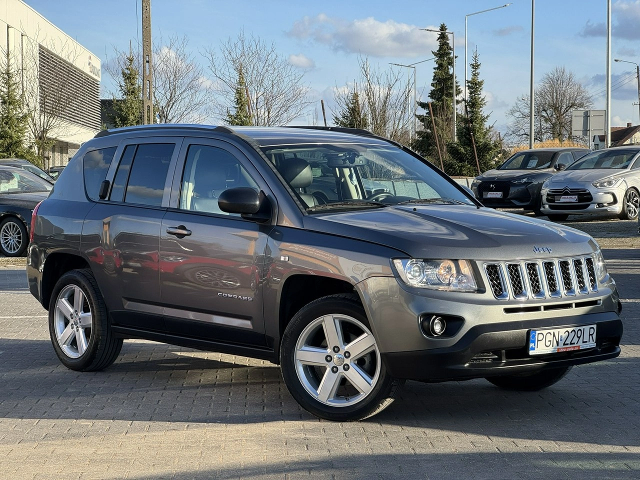 Jeep Compass - Zdjęcie 9