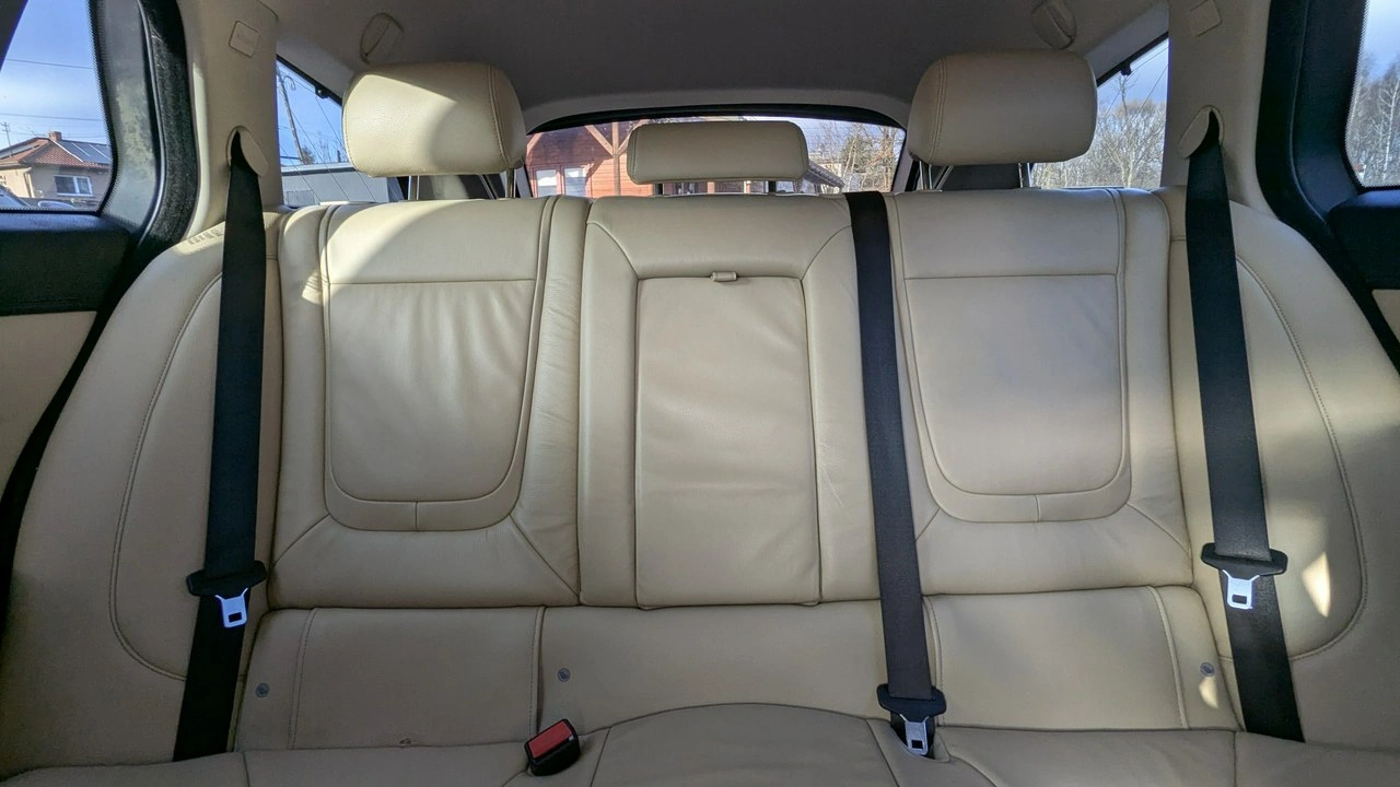 Jaguar XF - Zdjęcie 15