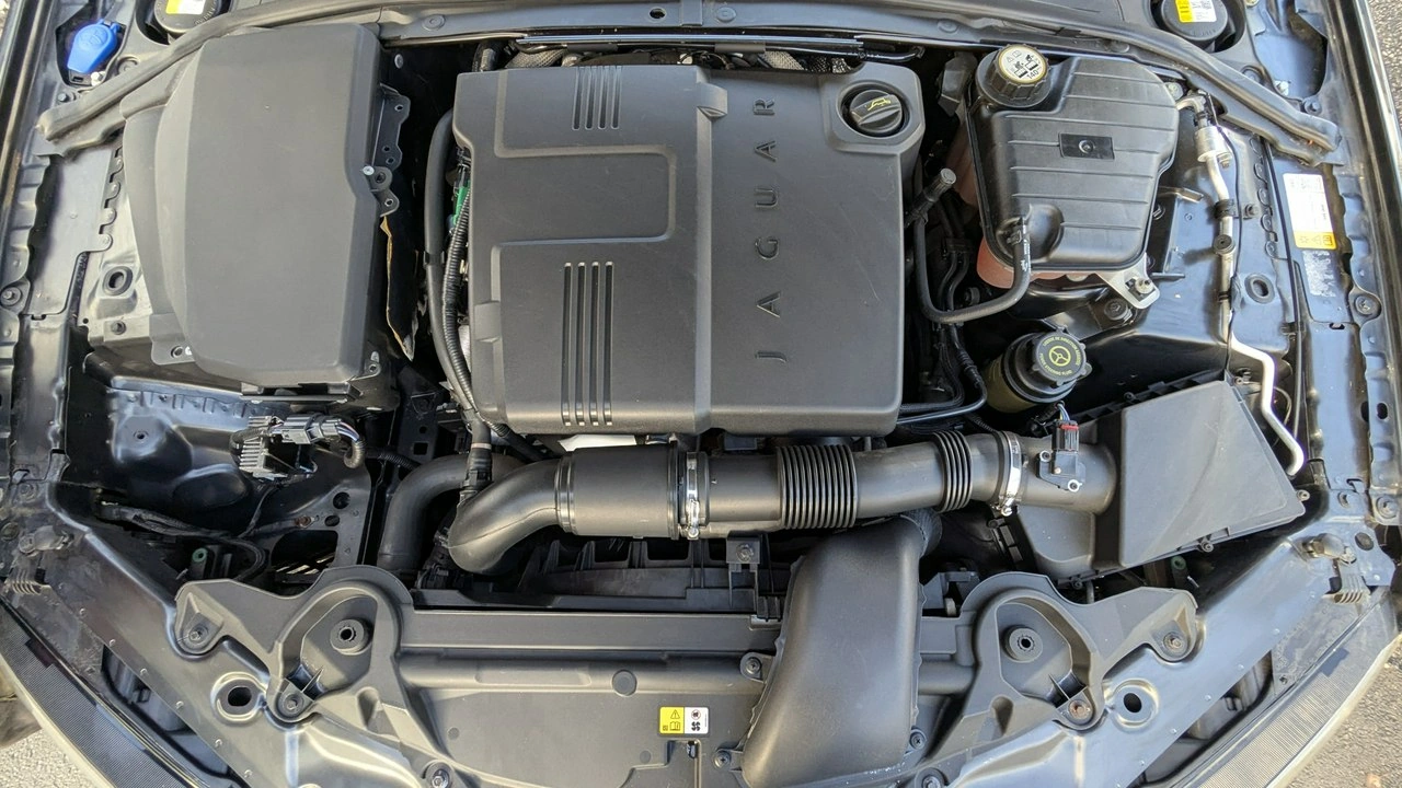 Jaguar XF - Zdjęcie 29